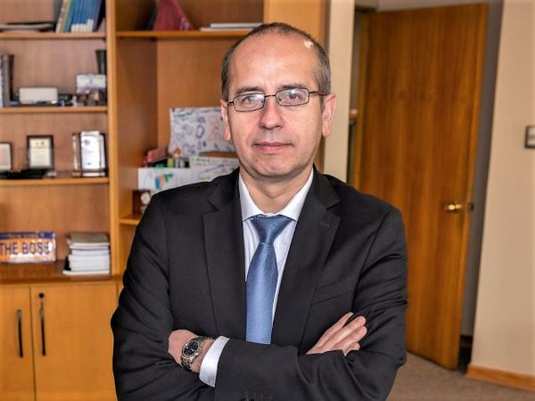 Renato Gonz&aacute;lez, Defensor Regional de La Araucan&iacute;a.