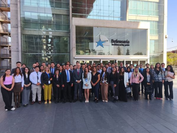 cerca de 50 futuros abogados y abogadas, hacen su pr&aacute;ctica profesional en la actualidad en la DRMS 