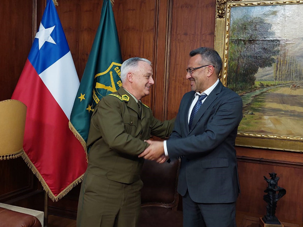 El Defensor Nacional se despidi&oacute; del nuevo general director de Carabineros y valor&oacute; el trabajo logrado entre ambas instituciones.