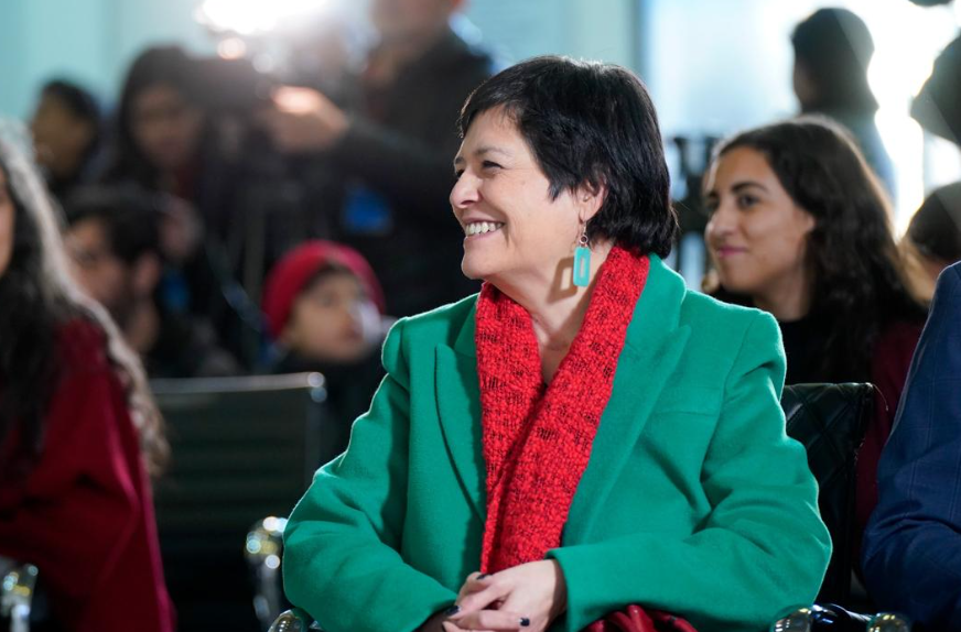 La Defensora Nacional durante el desarrollo del conversatorio.