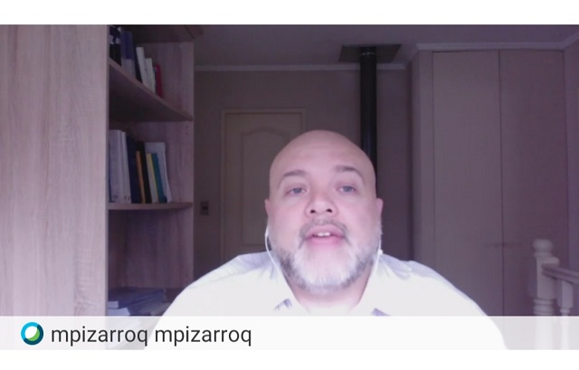 El jefe de Estudios de la Araucan&iacute;a es el primero de los capacitadores de este ciclo. 