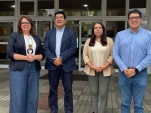La Defensora Regional fue recibida en la ULA sede Osorno por su rector, Oscar Garrido.